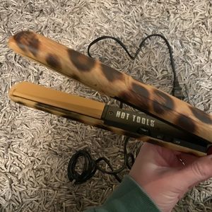Hot Tool Flat Iron (straightener)